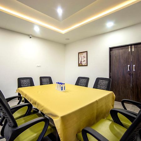 Hotel Shivalik - Mehsana Mahesana Buitenkant foto