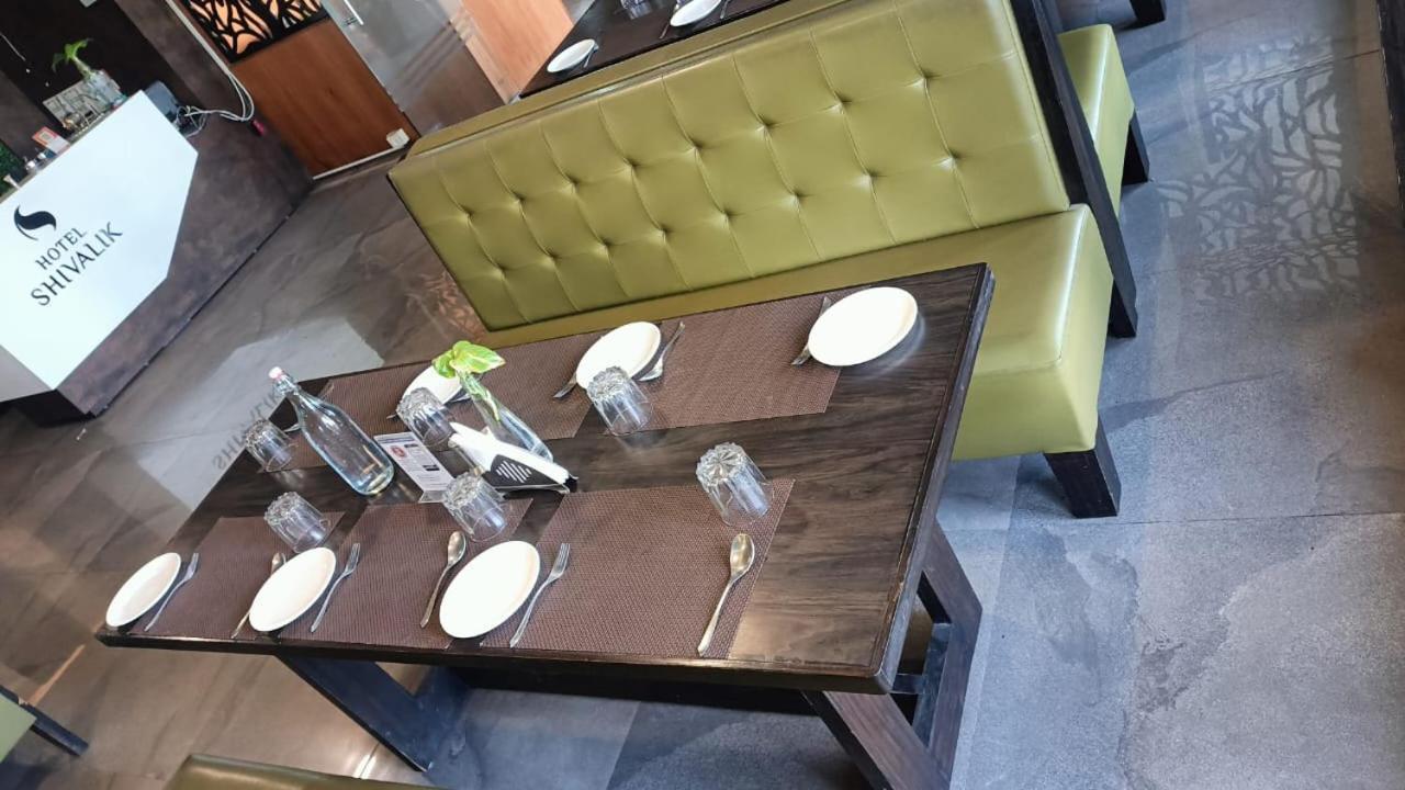 Hotel Shivalik - Mehsana Mahesana Buitenkant foto