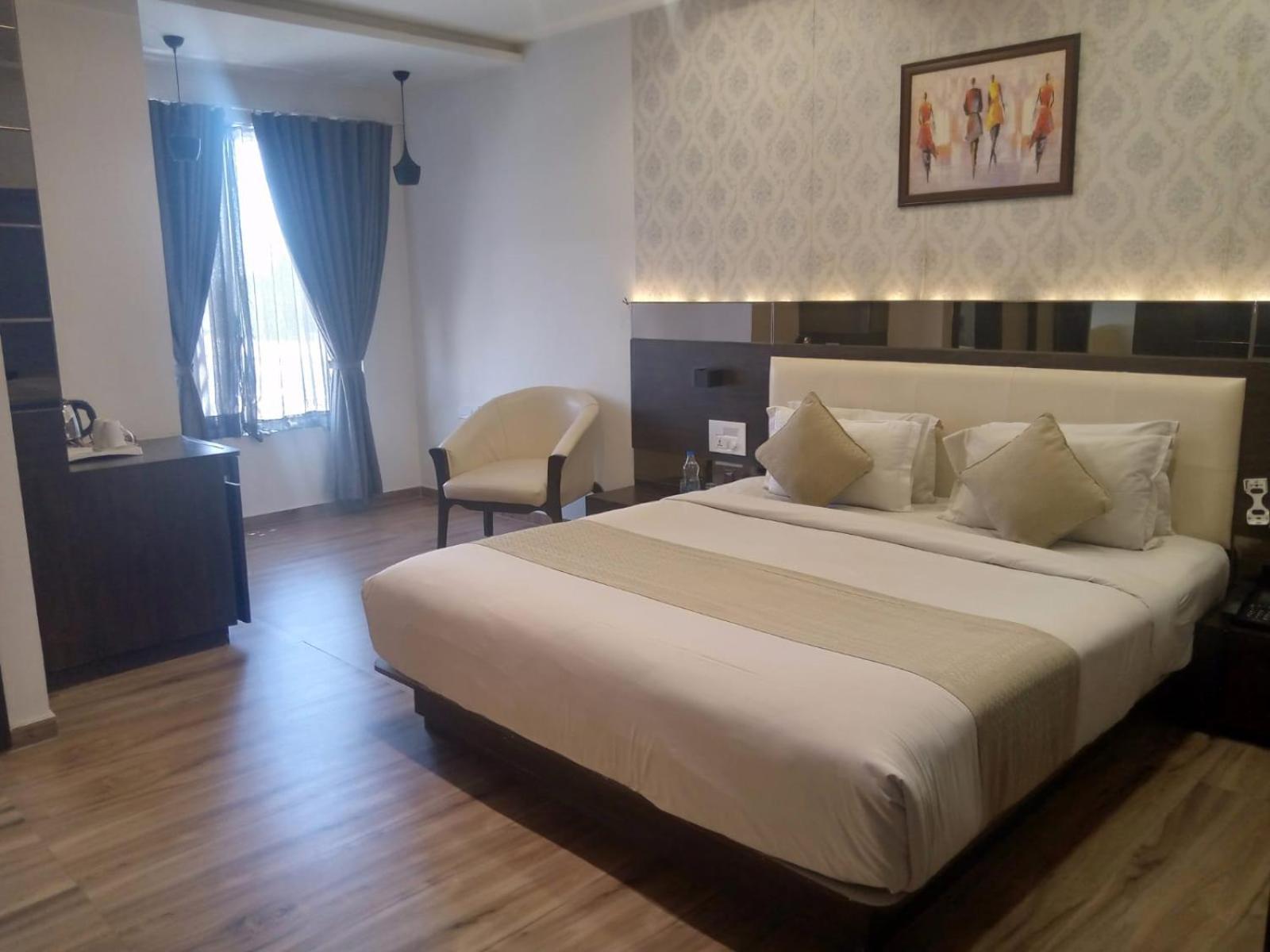 Hotel Shivalik - Mehsana Mahesana Buitenkant foto