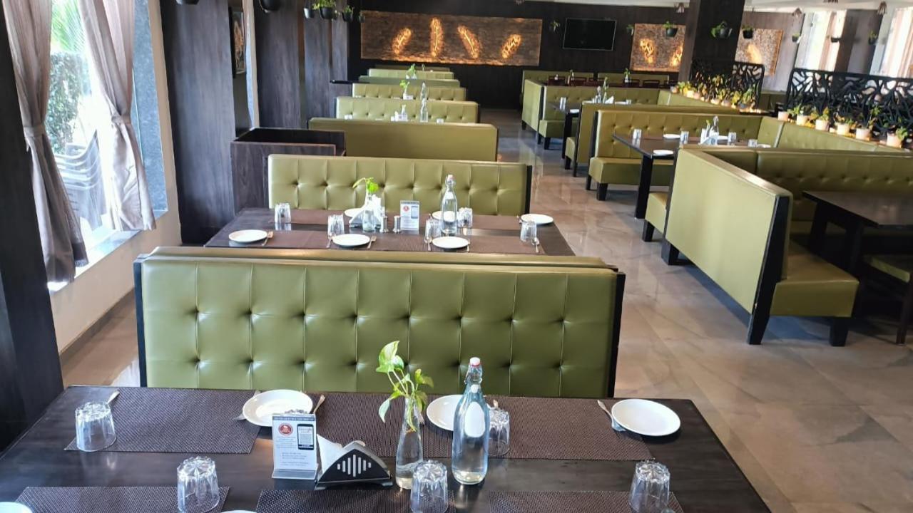 Hotel Shivalik - Mehsana Mahesana Buitenkant foto